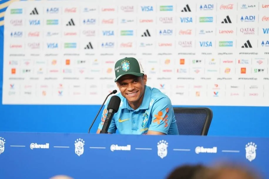 Douglas Santos revela segredo do sucesso: ‘feijão com arroz bem temperado’