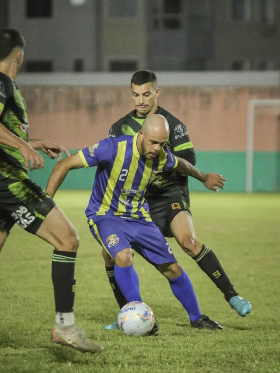 EC Estaleiro e Real Municípios duelam na final da Taça Camboriú 2026 no Robertão