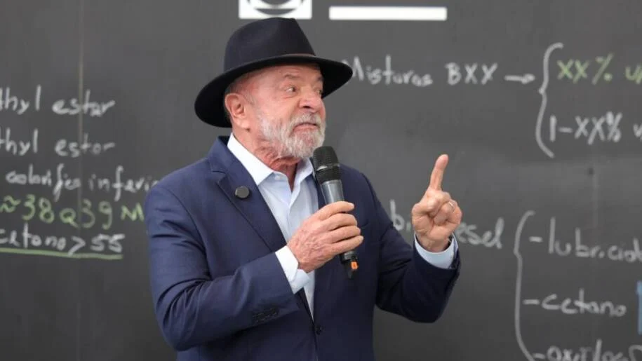 Entregadores de aplicativos criticam Lula e denunciam relação desgastada