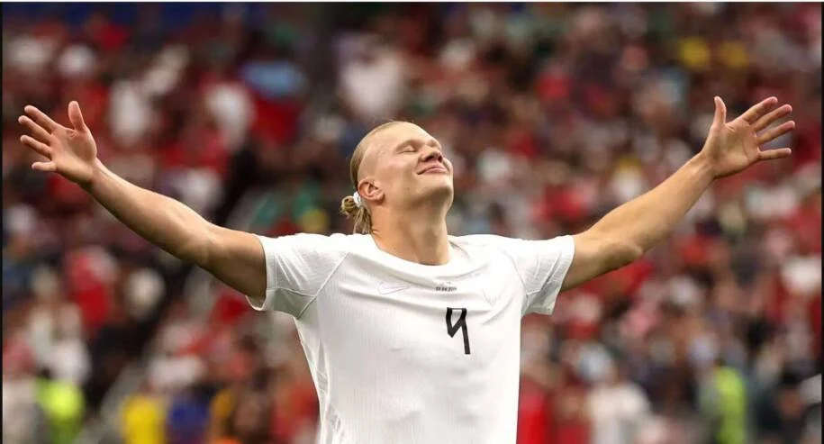 Erling Haaland termina jogo esgotado, mas seleção norueguesa descarta problemas