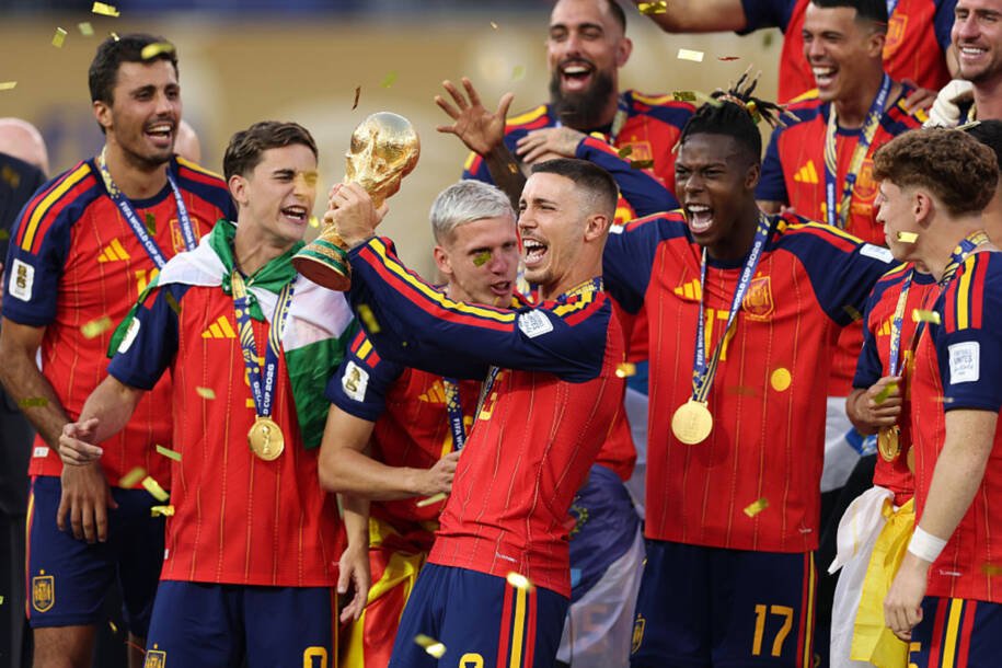 Espanha conquista bicampeonato e desbanca Argentina no ranking da FIFA