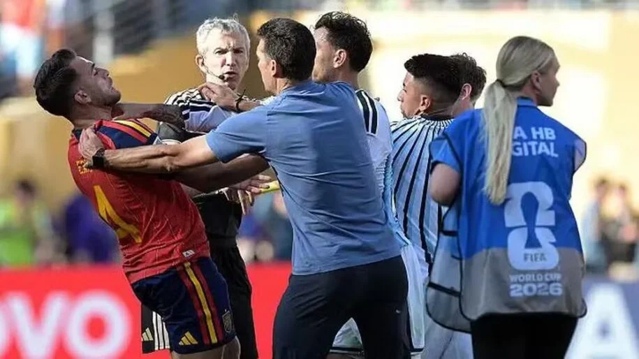Fifa investiga Argentina por briga após derrota para a Espanha na final