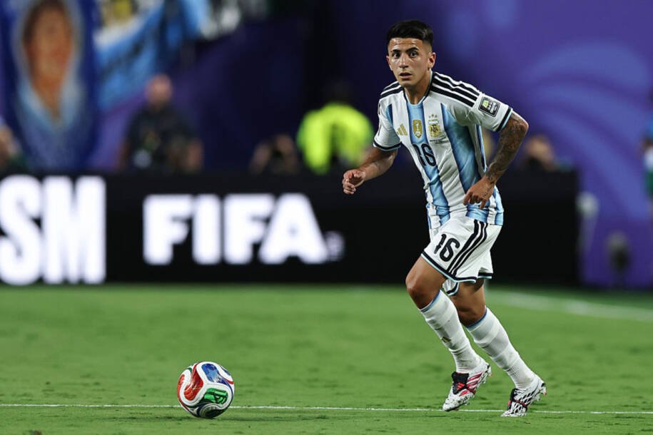 Flamengo fecha acordo verbal com Thiago Almada e desafia River Plate na transferência