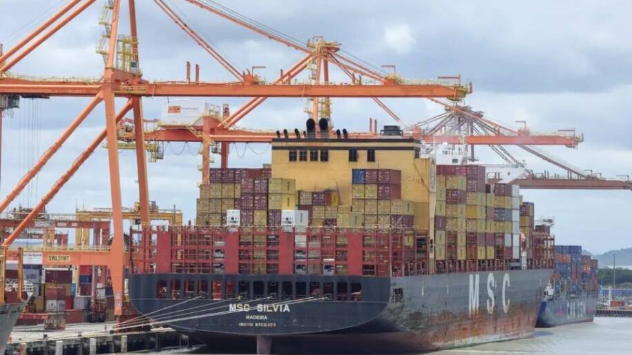Governo Brasileiro Alerta: Tarifas dos EUA Atingem 23,1% das Exportações
