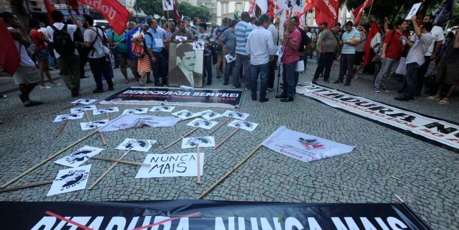 Governo brasileiro pede desculpas pelo desaparecimento de Paulo de Tarso na ditadura
