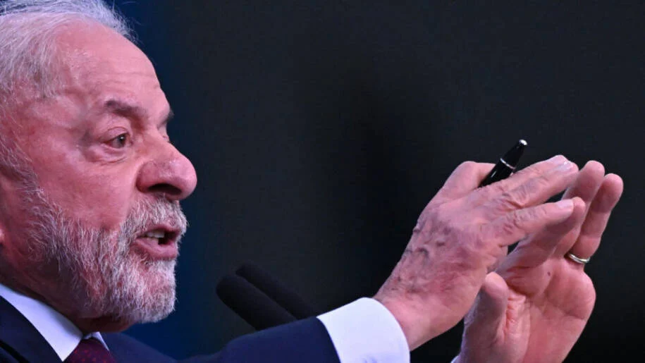 Governo Lula reage e promete reciprocidade após nova tarifa de 25% dos EUA