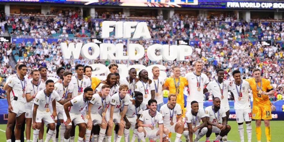 Inglaterra vence França por 6 a 4 e Mbappé se torna maior artilheiro das Copas
