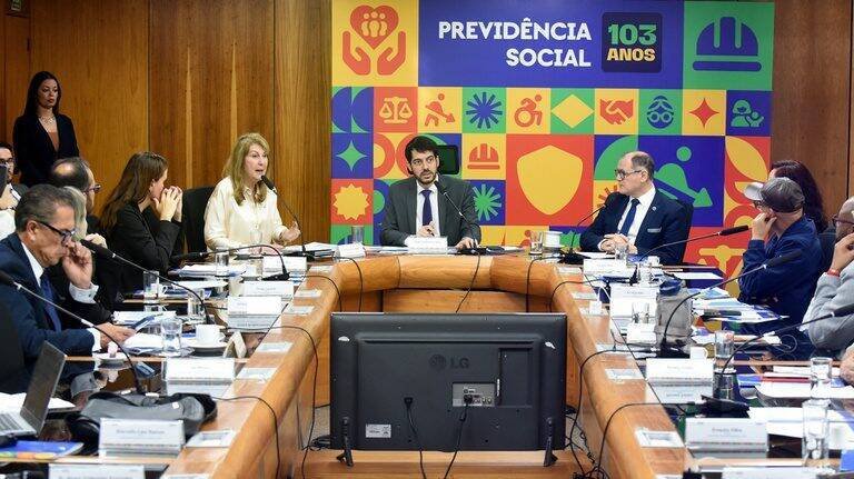 INSS registra recorde de concessões e reduz fila de pedidos em junho de 2026