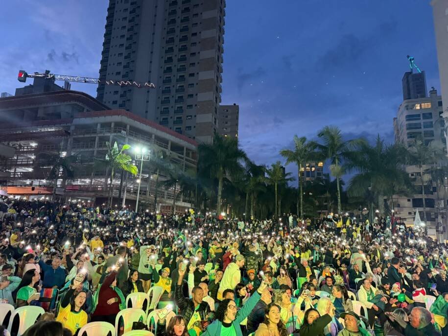 Itapema reúne maior público em exibições da Copa, mas Brasil é eliminado