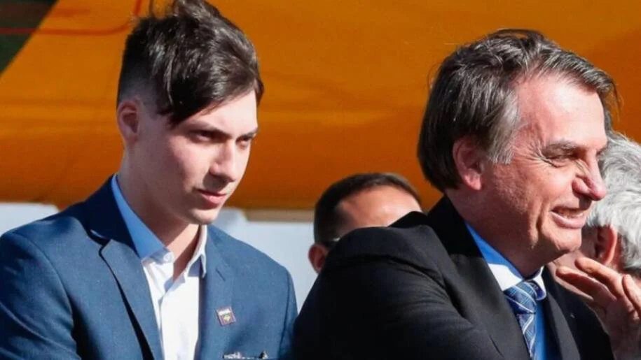 Jair Renan Bolsonaro anuncia pré-candidatura a deputado federal em SC