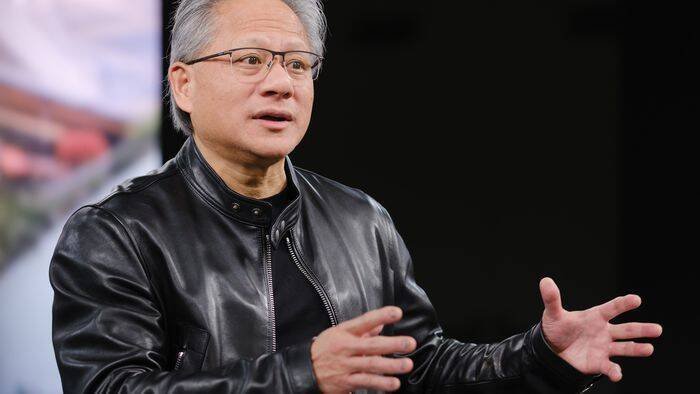 Jensen Huang leiloa jaqueta icônica por até US$ 60 mil em evento beneficente