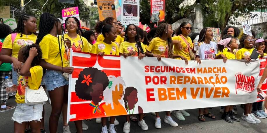 Julho das Pretas: Mulheres Negras Marcham em Todo o Brasil por Direitos e Justiça