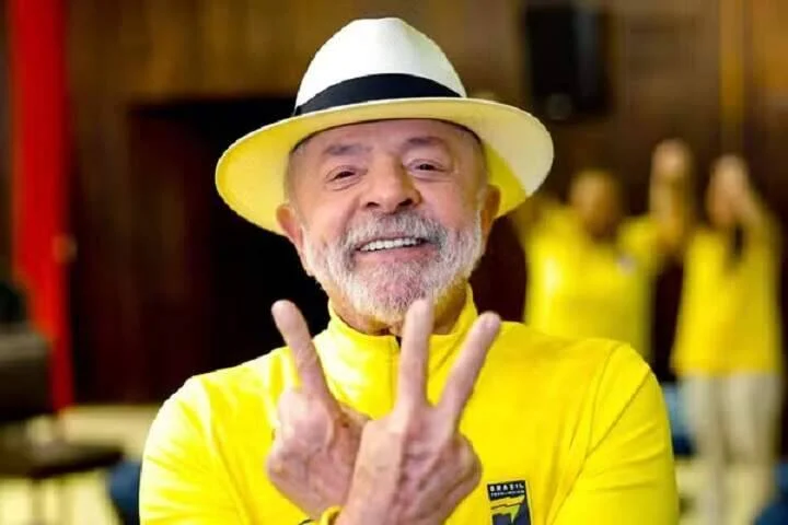 Lula clama a Ancelotti por vitória do Brasil contra Noruega: ‘Ganhe outro jogo’