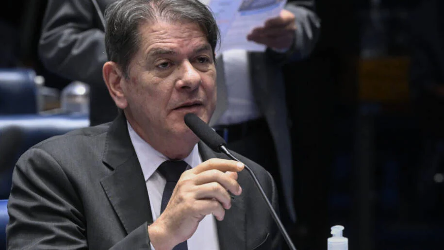 Lula confirma Cid Gomes como pré-candidato ao Senado e gera tensão no Ceará