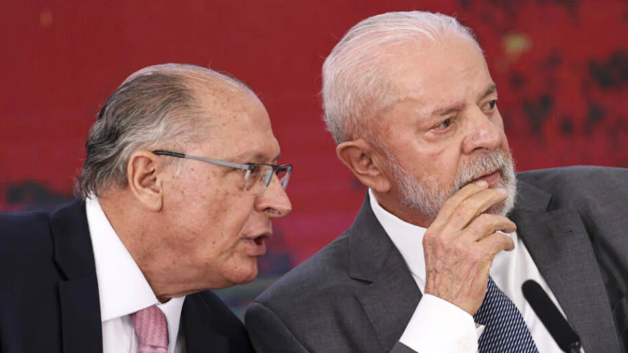Lula oficializa candidatura à reeleição em 2 de agosto e Alckmin será vice