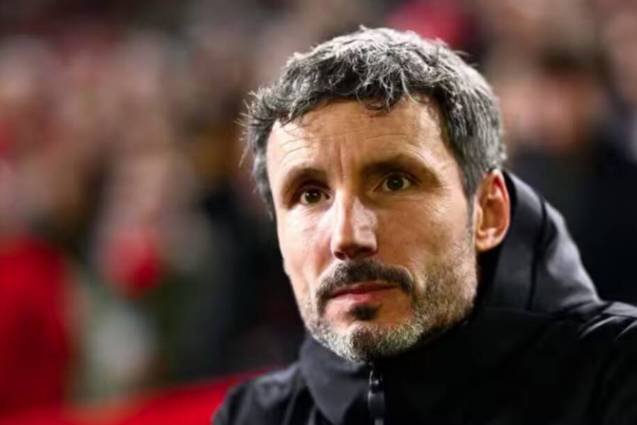 Mark van Bommel assume comando da Bélgica e promete renovação após Euro 2020