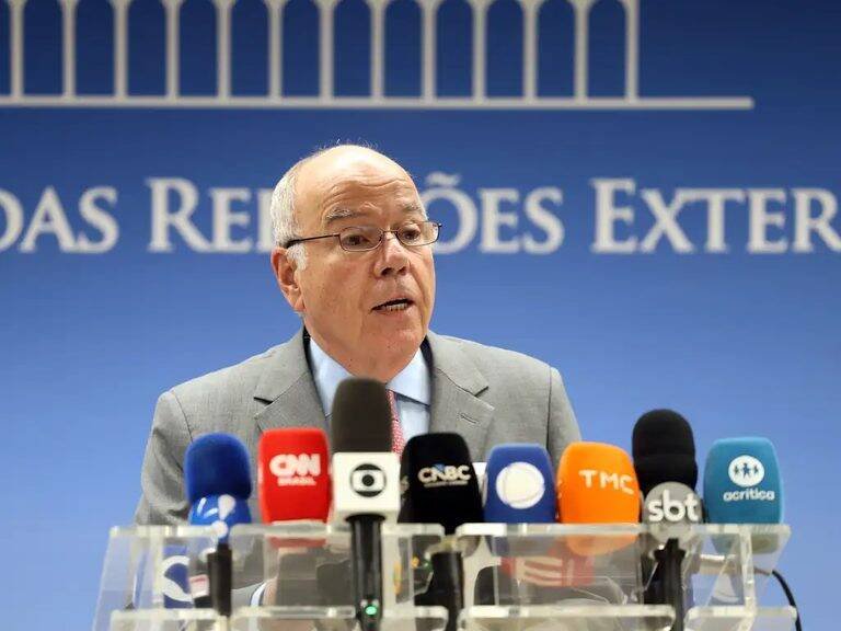 Mauro Vieira denuncia tarifas dos EUA e revela pressão política de Trump