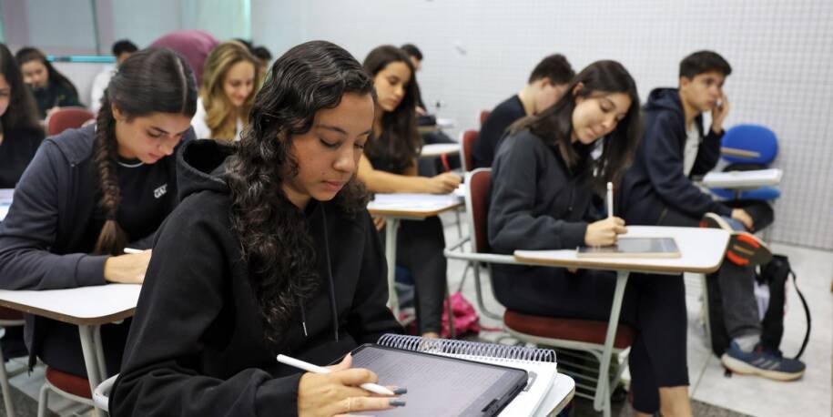 MEC revela 529 mil inscrições no Prouni e prazo de comprovação se aproxima
