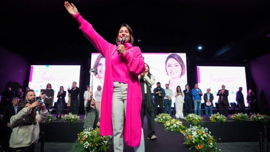 Michelle Bolsonaro deixa PL Mulher e partido enfrenta crise interna sem substituta