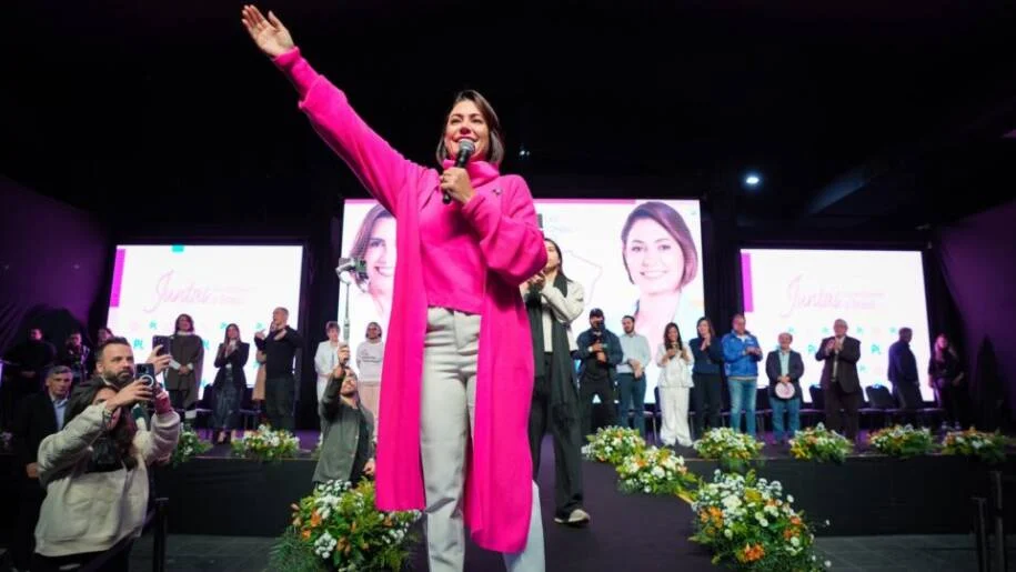 Michelle Bolsonaro deixa PL Mulher e partido enfrenta crise interna sem substituta