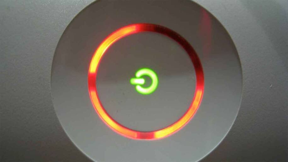 Microsoft enfrenta crise: ações despencam 20% e demissões no XBOX são iminentes