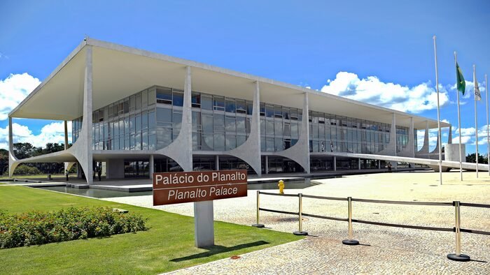 Ministério da Gestão lança Matriz de Competências em IA para 167 mil servidores