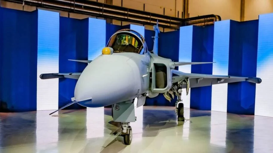 Ministro da Defesa José Múcio Monteiro confirma produção de 20 Gripen extras no Brasil