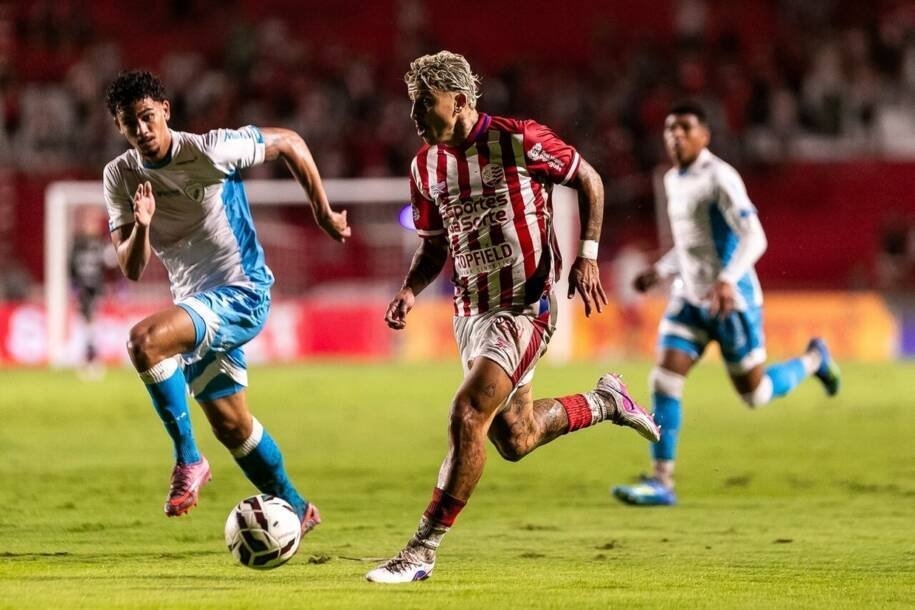 Náutico supera Londrina com gol de Jean Carlos em partida emocionante
