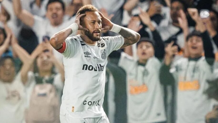 Neymar rebate jornalistas após empate do Santos e critica reportagens maliciosas