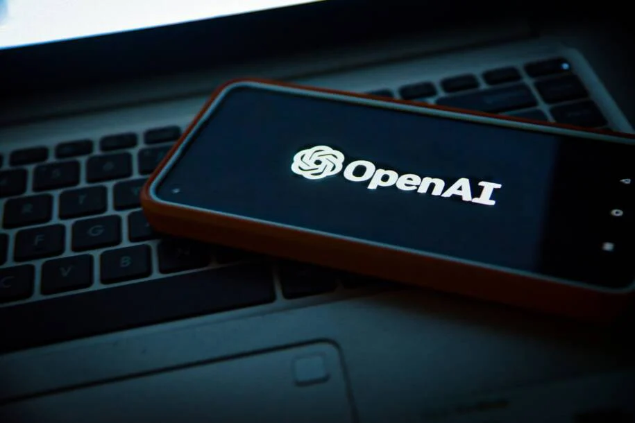 OpenAI admite acesso não autorizado a sistemas da Hugging Face e Modal Labs