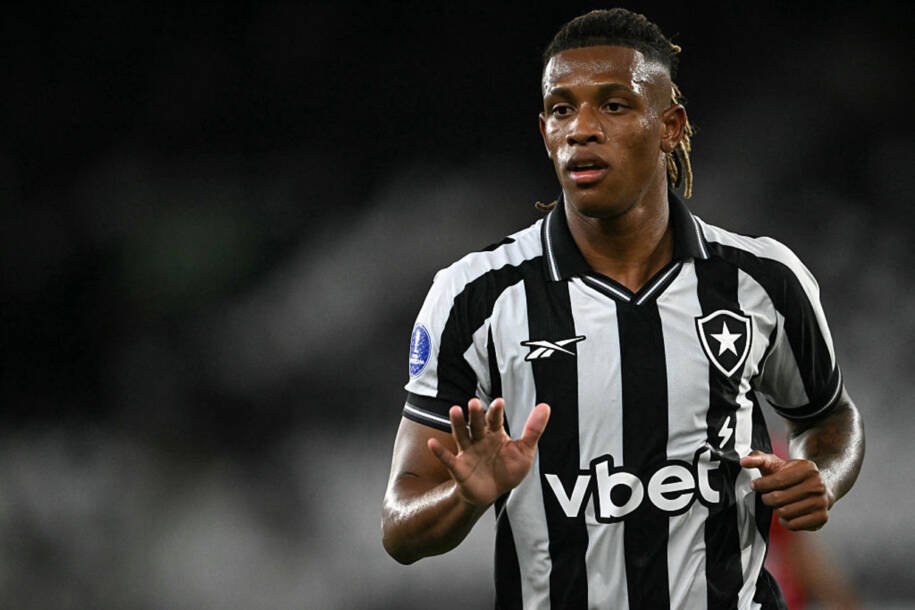 Palmeiras intensifica busca por Danilo e propõe 25 milhões de euros mais Naves