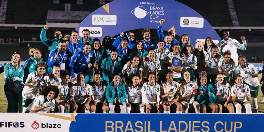 Palmeiras vence Flamengo e se torna bicampeão da Ladies Cup em final emocionante