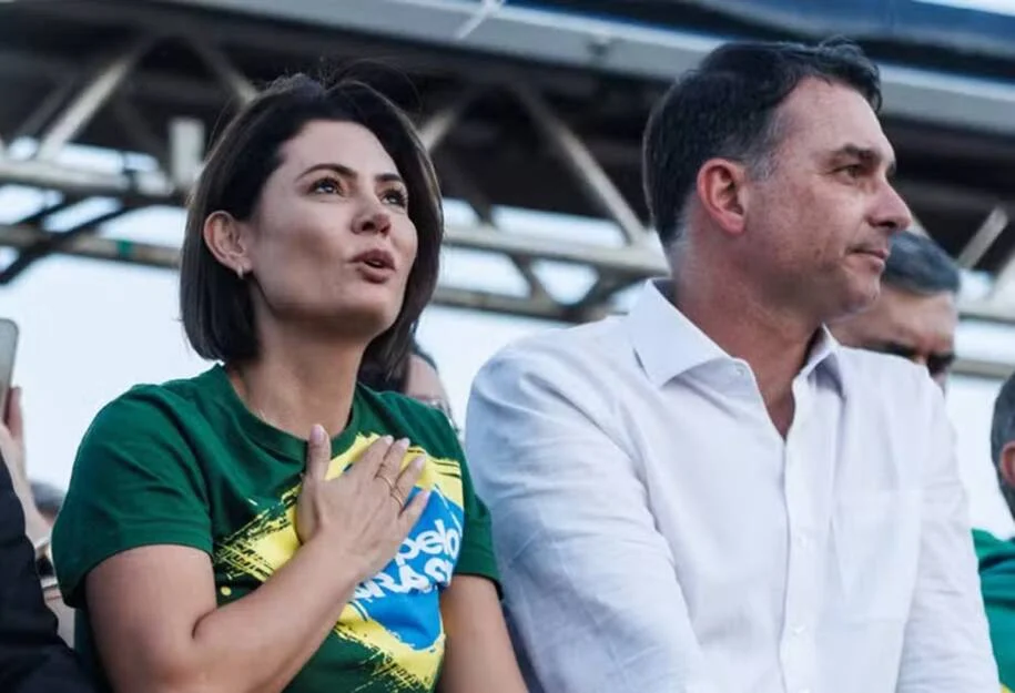 Pesquisa Quaest revela cenários tensos para Lula após crise na família Bolsonaro
