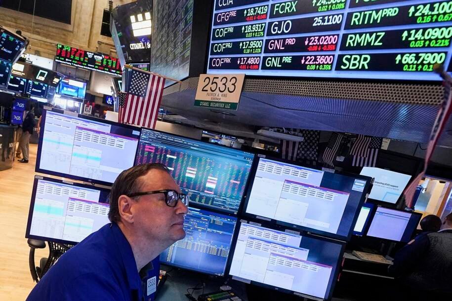 Petróleo Brent dispara 7,24% após Irã atacar forças dos EUA; Ibovespa cai