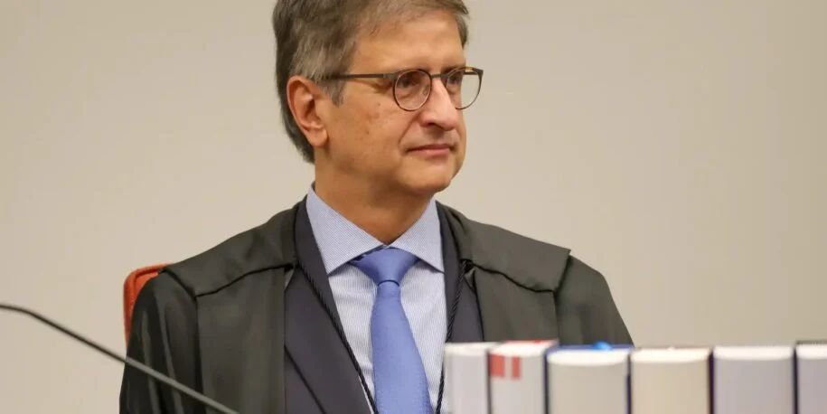 PGR defende prisão domiciliar de Bolsonaro após carta de Flávio gerar tensão