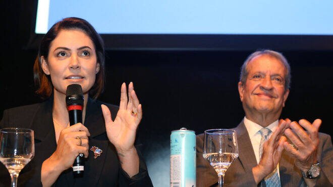 PL decide apoiar Ciro Gomes e pressiona Michelle Bolsonaro a se posicionar