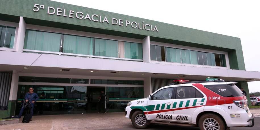 Polícia Civil do DF encerra inquérito e não indiciará Jair Bolsonaro por arma