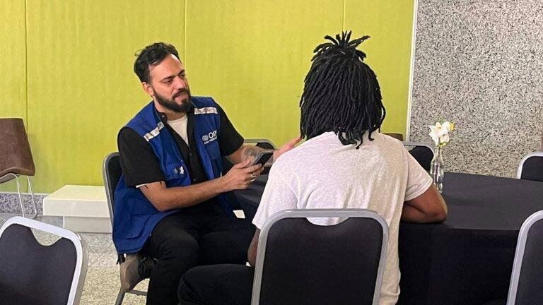 Polícia Federal detém repatriado em Confins (MG) após voo dos EUA