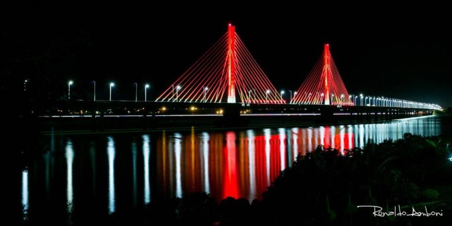 Ponte Anita Garibaldi é interditada após riscos apontados em 2022; congestionamento atinge 6 km