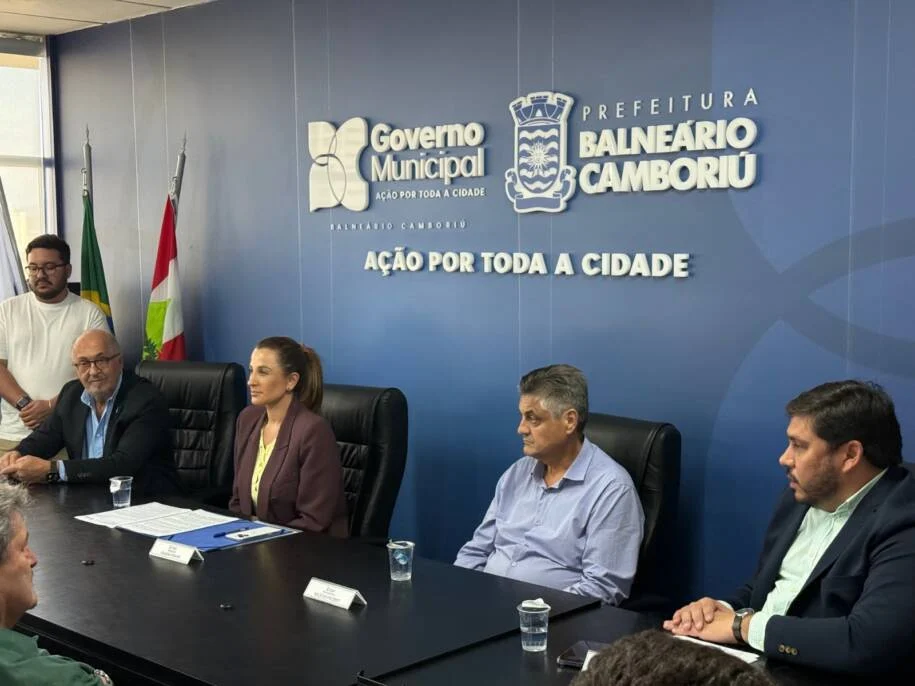 Prefeita Juliana Pavan institui comitês para revitalizar Avenida Brasil e pontais