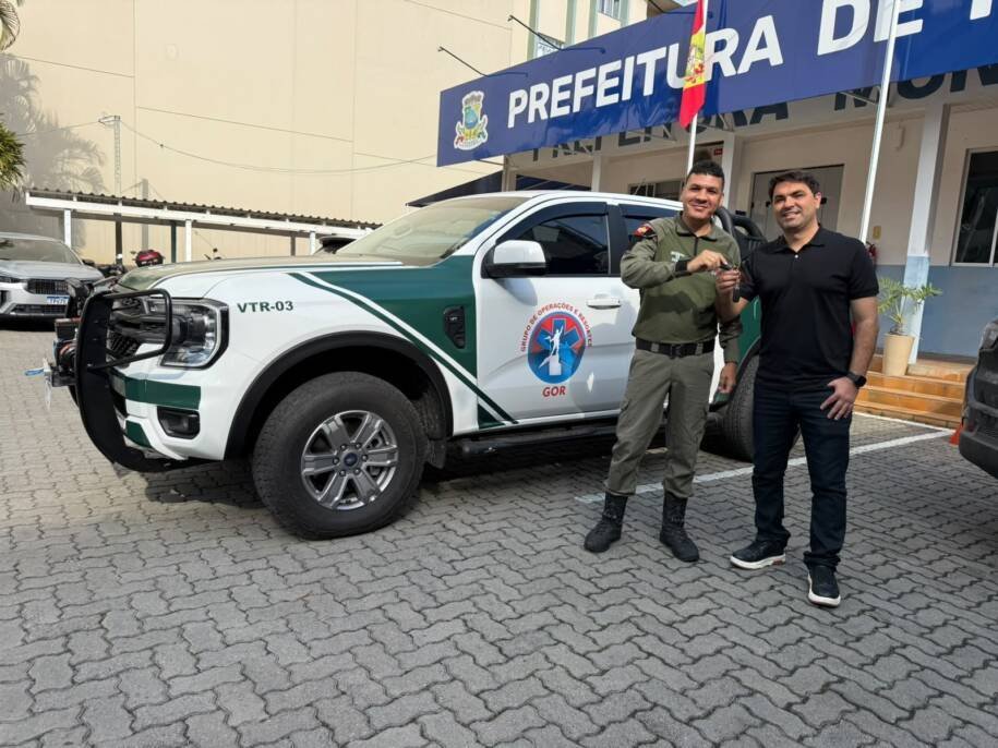 Prefeito Alexandre Xepa entrega nova viatura de R$ 300 mil ao GOR em Itapema