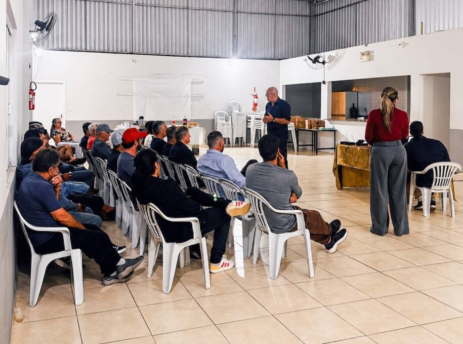 Prefeitura de Balneário Camboriú avança com reforma da escadaria dos pescadores