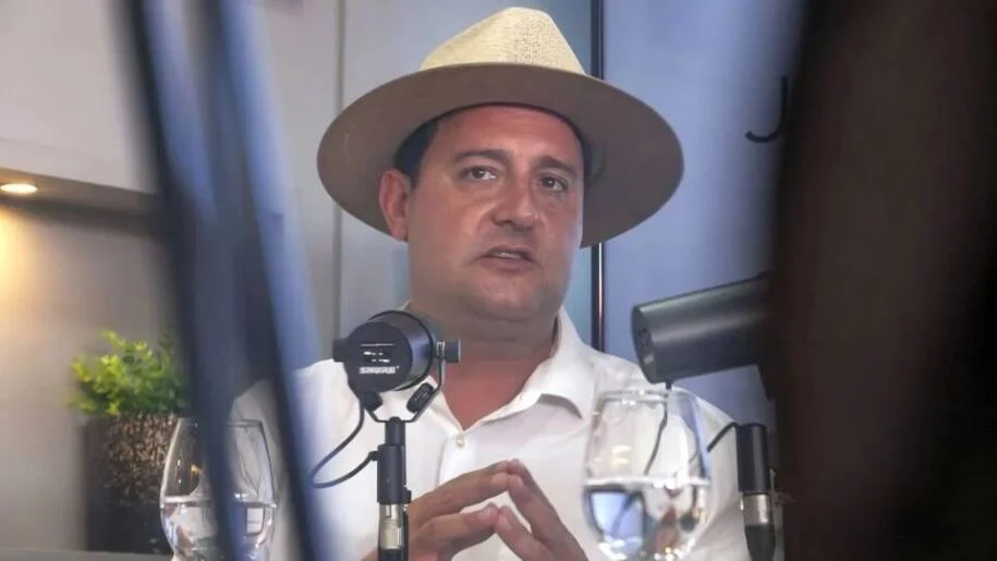 Ratinho Jr. apoia Caiado e revela planos para a Presidência em futuro incerto