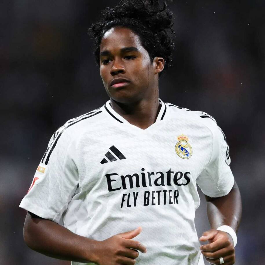 Real Madrid avalia novo empréstimo de Endrick após chegada de José Mourinho