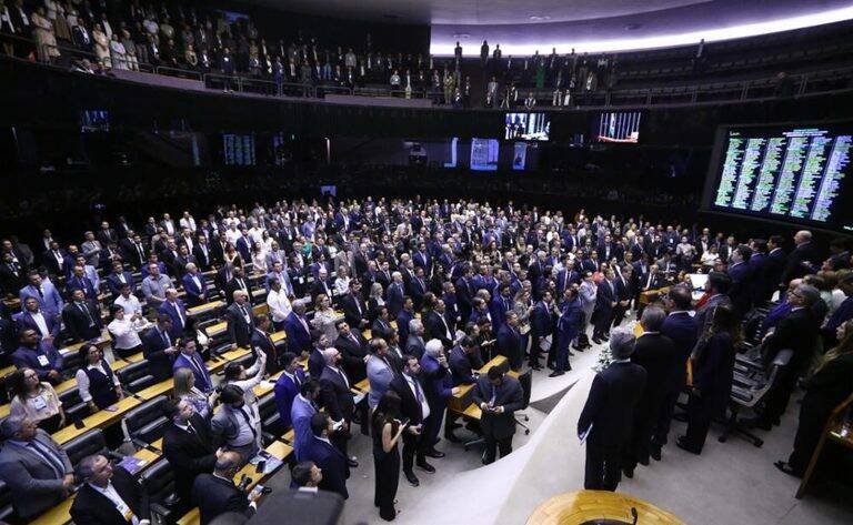 Receita Federal lança Parcelamento Excepcional e reduz multas e juros para municípios