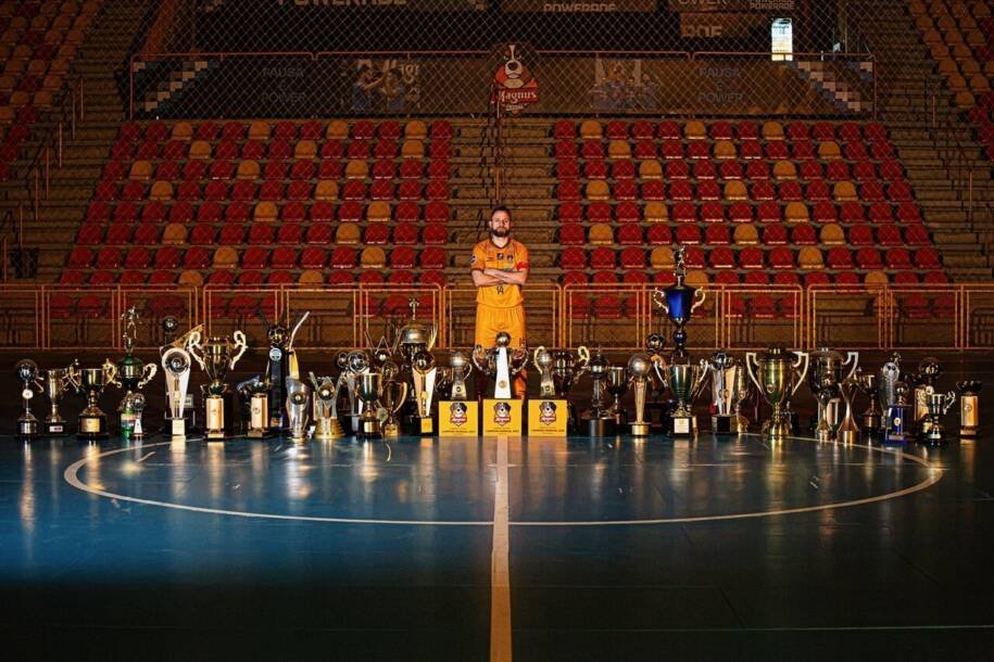 Rodrigo Capita se despede do futsal e se torna comentarista após 40 títulos