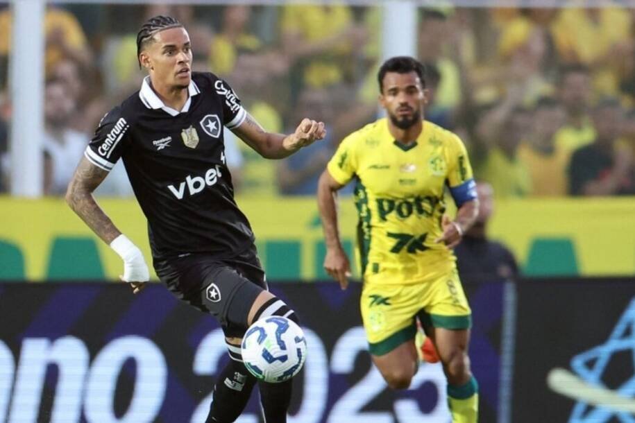 São Paulo avança na compra de Newton e troca por Ferraresi é descartada