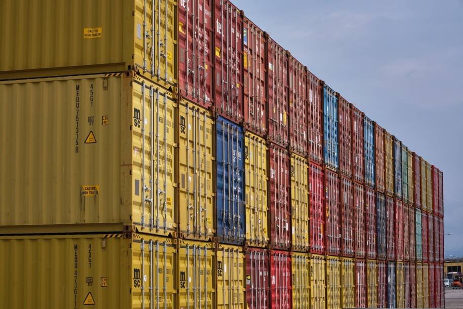 Secretaria de Comércio Exterior revela superávit de US$ 9,8 bi em junho e crescimento expressivo