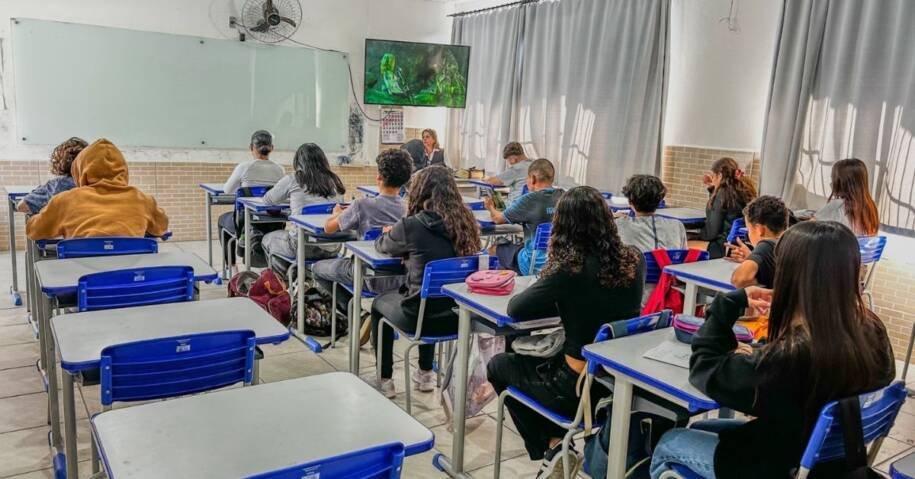 Secretária Zélia Zanella confirma recesso escolar em Balneário Camboriú e gera expectativa