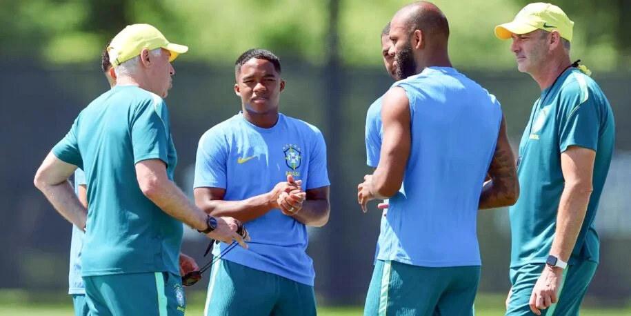 Seleção Brasileira treina em Nova Jersey antes de duelo decisivo contra Noruega